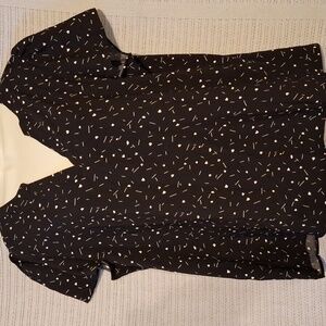 2 womens size xl tops